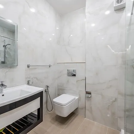 Lucas Central Home Tirana Exterior photo